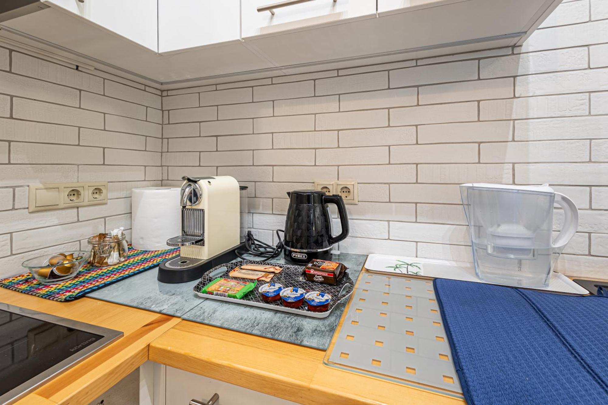 Alimos Marina Beach Apartment Атина Екстериор снимка